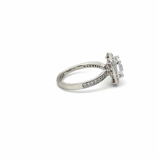 Ritani Halo Engagement Ring – Greis Jewelers