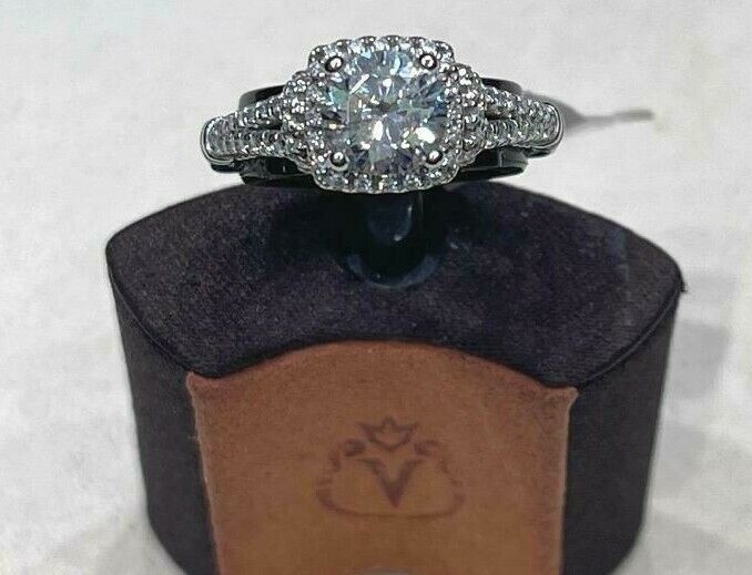Verragio Engagement Ring Semi Mount with of Diamonds