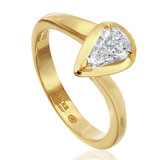 LAmour Crisscut® Pear Shape Diamond Engagement Ring